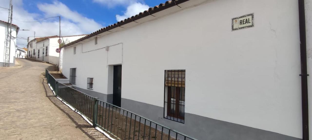 La era de San Blás Fuentes de León Exterior foto