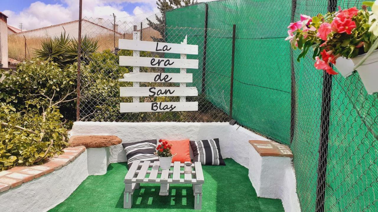 La era de San Blás Fuentes de León Exterior foto